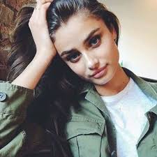 Isla Kelly (@IrishIslaRVH)