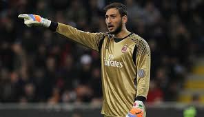 Account ufficiale di gianluigi donnarumma portiere @azzurri instagram: Fanaty Milana Snova Osvistali Donnarummu Chempionat Italii