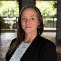 Renee Rutherford's Instagram, Twitter & Facebook