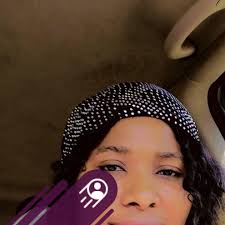 Which oil is best for cooking without strong taste?