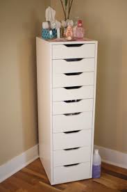Not a detailed assembly, but you get the idea. Decor Makeup By Kimm
