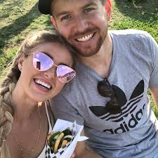 Nicole Veenema and Brad DeVries' Wedding Website