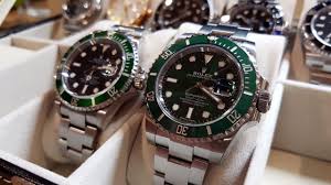 Introduced in 2010 to commemorate the 60th anniversary of rolex's legendary dive watch, the hulk marks the first time in rolex history that the submariner has been. Rolex Kermit Vs Hulk What S The Difference How To Choose