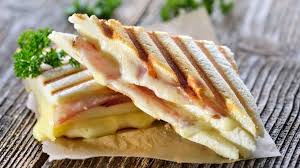 Panini Schnelles Rezept Mit Schinken Kase Rezept Rezepte Sandwichmaker Rezepte Panini Rezepte