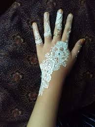 Inai pengantin yg full design boleh cover tangan yang gebu gebas. 4 Pilihan Corak Henna Putih Yang Pasti Anda Suka Cikgu Norazimah