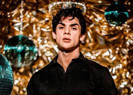 Последние твиты от tiktok (@tiktok_us). Maximilian Raffelt Im Interview Schauspielerei Lieblingsrollen Erfolg Als Tiktok Star Fiv Magazin