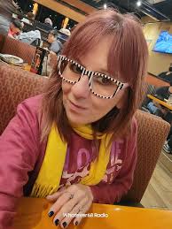 Meet Lisa Monday Gomez