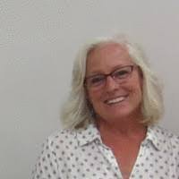 Rebecca Pahl's Instagram, Twitter & Facebook