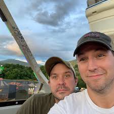 Mikey Scott (@TheMikeyScott)