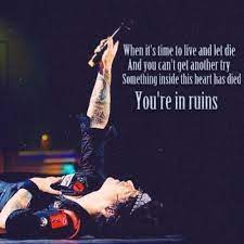 One 21 Guns Throw Up Your Arms Into The Sky You And I Green Day Lyrics Green Day Cool Lyrics