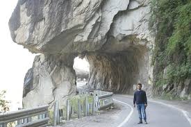 The place is an exquisite setting indeed with many snow clad mountains, lush green valleys, fast flowing rivers, ripe orchards and many vineyards. Gateway To Kinnaur Himachal Pradesh For All The Adventure Lovers This Is The Place To Come As This Place Is Having Most Dangerous Roads The Thrill And The Fun Is Just Out