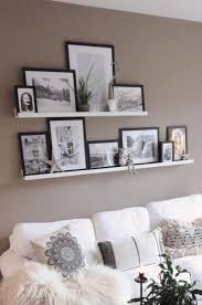 30 Ideen Dekoration Bilder Schwimmende Regale In 2020 Wohnung Schlafzimmer Dekoration Dekoration Wohnzimmer Wohnung Dekoration