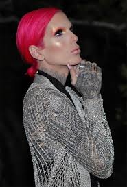 Los apasionados y bellos tatuajes de Jeffrey Star