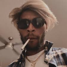 Noah Rollins's Instagram, Twitter & Facebook