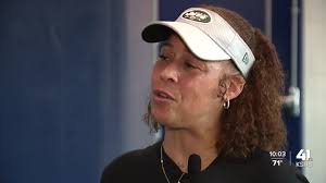 1st Black woman to coach in NFL inspires Oak Park High School students to  'dream'