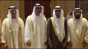 وحضر اللقاء الشيخ حمدان بن محمد بن زايد آل نهيان، والشيخ محمد بن حمد بن طحنون آل نهيان رئيس مجلس إدارة شركة مطارات أبوظبي، والشيخ شخبوط بن نهيان بن مبارك آل نهيان وزير دولة، وعلي الشامسي نائب. Ù…Ø­Ù…Ø¯ Ø¨Ù† Ø²Ø§ÙŠØ¯ ÙŠØ­Ø¶Ø± Ø­ÙÙ„ Ø²ÙØ§Ù Ø·Ø­Ù†ÙˆÙ† Ø¨Ù† Ø­Ù…Ø¯ Ø¢Ù„ Ù†Ù‡ÙŠØ§Ù† Ø¨Ù‚ØµØ± Ø§Ù„Ø§Ù…Ø§Ø±Ø§Øª Youtube