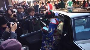 市川海老蔵が手を出した舞妓はまめ藤 祇園で人気の美人だった 日々コレ気になる