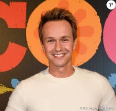 See more of cyril féraud on facebook. Cyril Feraud En Couple Avec Une Femme Homo Il Commente Les Rumeurs Purepeople