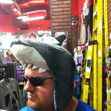 Amazon.com: Supercrooks 1: The Heist: 9780785165446: Millar, Mark, Yu,  Leinil, Vigalondo, Nacho, Alanguilan, Gerry, Gho, Sunny: Books