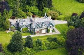 Harry potter and the deathly hallows: J K Rowling S Home In Perthshire Scotland She Also Owns A Villa In Edinburgh And A House In Kensington England Mansions Country Estate Style Of Homes