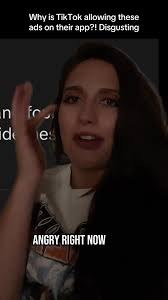 But yeah.. me wearing shorts is an issue 🙃🙃🙃 #greenscreen