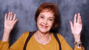 Tandis que mila réalise qu'elle ne peut compter que sur luna, le cœur de laetitia balance et lola cherche il accuse sa mère de tous ses maux, puis affirme à lola qu'il préférerait qu'elle soit morte à la place de manon. Plus Belle La Vie Un Acteur De La Serie Est Mort Femme Actuelle Le Mag