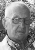 Kenneth Dilbeck's Instagram, Twitter & Facebook