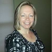 Lisa Marmon's Instagram, Twitter & Facebook