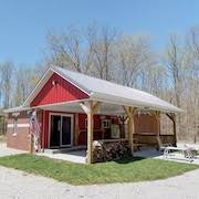 Paradise view log cabin in indiana near lake lemon. Best Cabins In Bloomington In Cabins For Rent From 75 Expedia