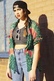 The number one shoe brand popular with teens was converse. 90 S Style 90s Fashion Outfits Fashion 90s Fashion Trending
