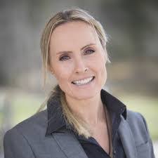 Jeanette Kuhl's Instagram, Twitter & Facebook