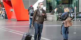 Auf der rückseite der hülle finden sich wichtige hinweise zur korrekten anwendung. Gesunde Brauchen Keine Gesichtsmasken Artikel Ktipp Ch