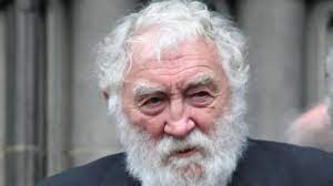 Broadcaster David Bellamy dies at the age of 86