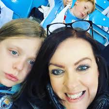 Kerry Bentley (@KerryBentley15)