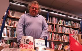 Beauvais Polemique Sur L Attribution Du Marche Des Livres Le Parisien