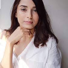 She wishes the team and bhumi on her instagram. Black White And Grey Angels Anushka Shetty Instagram Picuki Anushka Sen Instagram Picuki You Can Browse And Edit Instagram Profiles Stories Followers Posts Tags And Locations For An Unlimited Period Of Time And Completely For