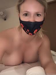 Unlike most carrot cakes where you use grated carrot, this cupcake uses puréed carrot. Fangs Onlyfans Nudes Leaked Lewdthots Onlyfans Free