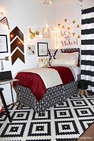Add a pop of gold in monograms + our gold polka dot pillow for a bit of glitz and glam. 45 Cool Dorm Room Decor Ideas You Ll Like Digsdigs