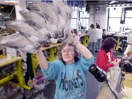 America S Last Major Athletic Shoe Manufacturer Says It Can T Survive A Free Trade Agreement With Vietnam