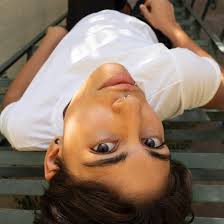 Profile for León Currie