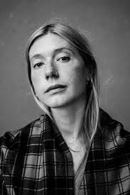 Heidi Mays's Instagram, Twitter & Facebook