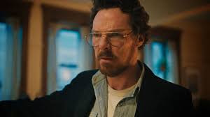 Benedict Cumberbatch stráca syna a začína šalieť. Nová miniséria Netflixu  sľubuje emóciami nabitú drámu