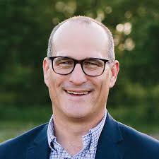 Gabe Nelson's Instagram, Twitter & Facebook