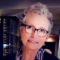 Kellie Slade's Instagram, Twitter & Facebook