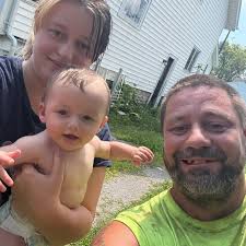 🍌 Banana vs. Medical Imaging 🍌 Ever wondered how X-rays, CT scans, and  MRIs differ? This clever banana analogy breaks it down perfectly: 🔍 X-ray 