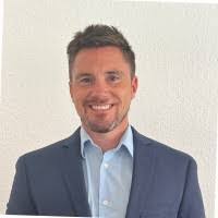 Chris Mccall's Instagram, Twitter & Facebook