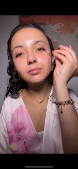 Choosing Between Green and Blue Cleansing Balms