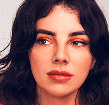 Magdalena Hall's Instagram, Twitter & Facebook