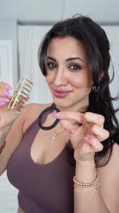 Maria Aiello's Instagram, Twitter & Facebook