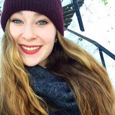 Johanna Davis's Instagram, Twitter & Facebook